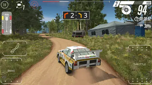 Prova speciale su sterrato in CarX Rally